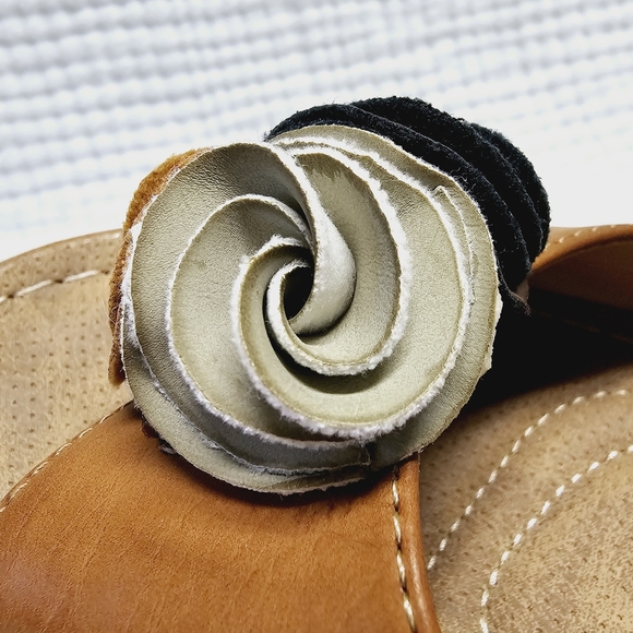 Peep Toe Wedge Slide-On Mule Sandals, Size 7.5 - Picture 12 of 16